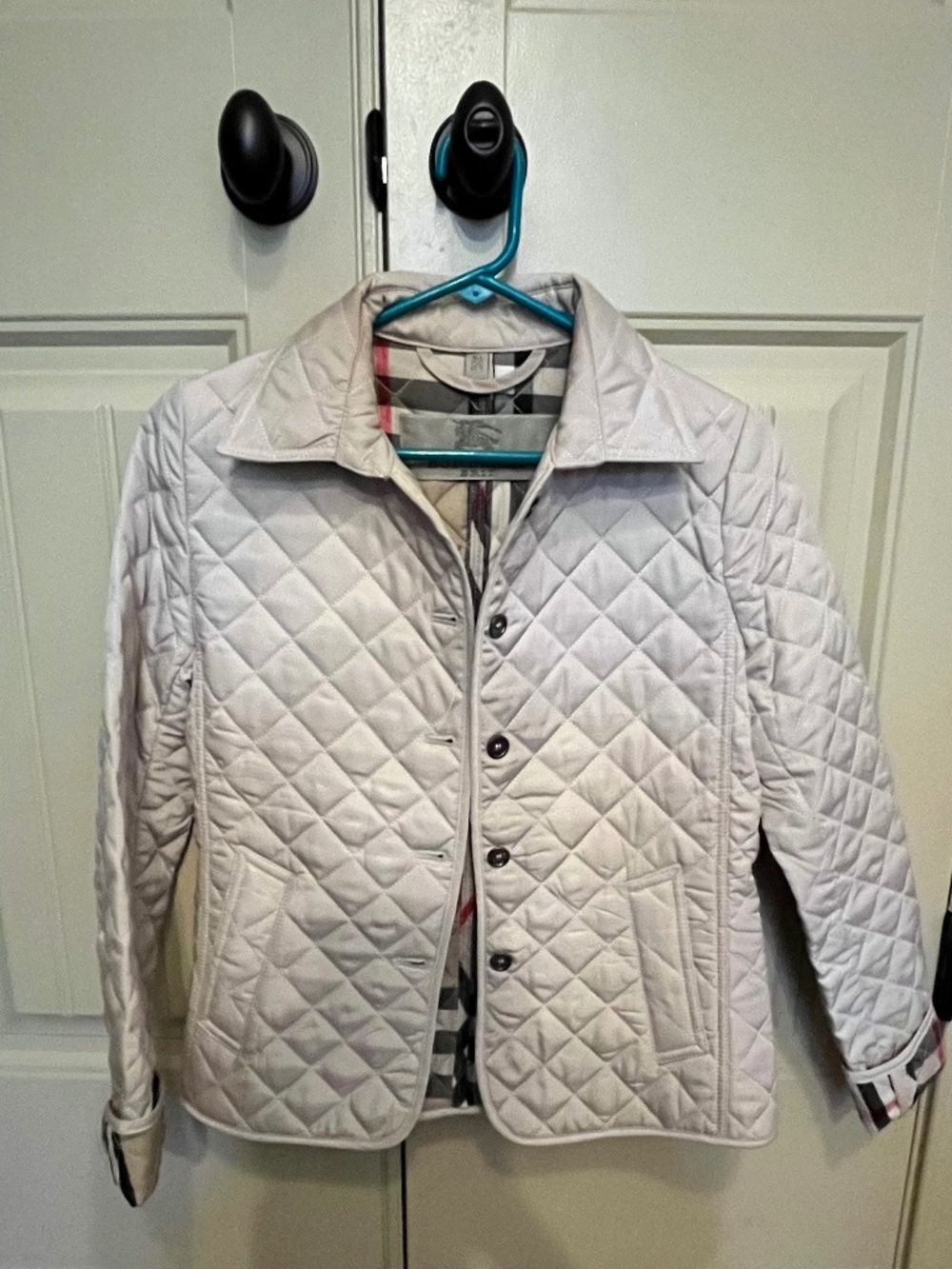 AUTHENTIC Burberry Brit Beige Diamond Quilted Jacket Nova Check Plaid Size US 2